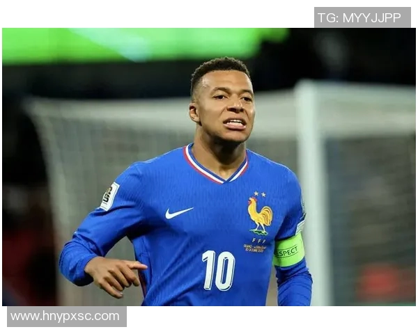 皇马欧冠迎利好：姆巴佩脚踝受伤韧带扭伤恢复时间成疑，巴黎圣日耳曼紧急启动进攻调整方案